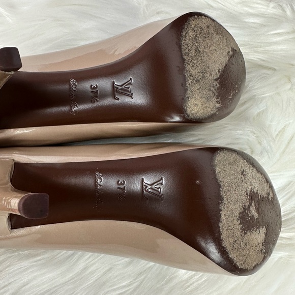 Louis Vuitton Oh Really Nude Patent Open Toe Pump - Picture 14 of 14
